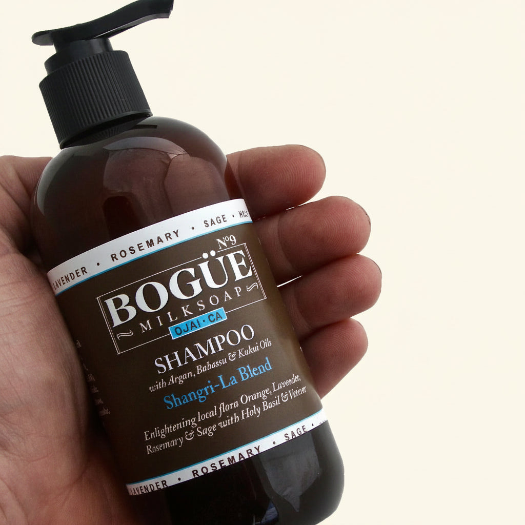 lavender shangri-la shampoo in hand 8oz for size