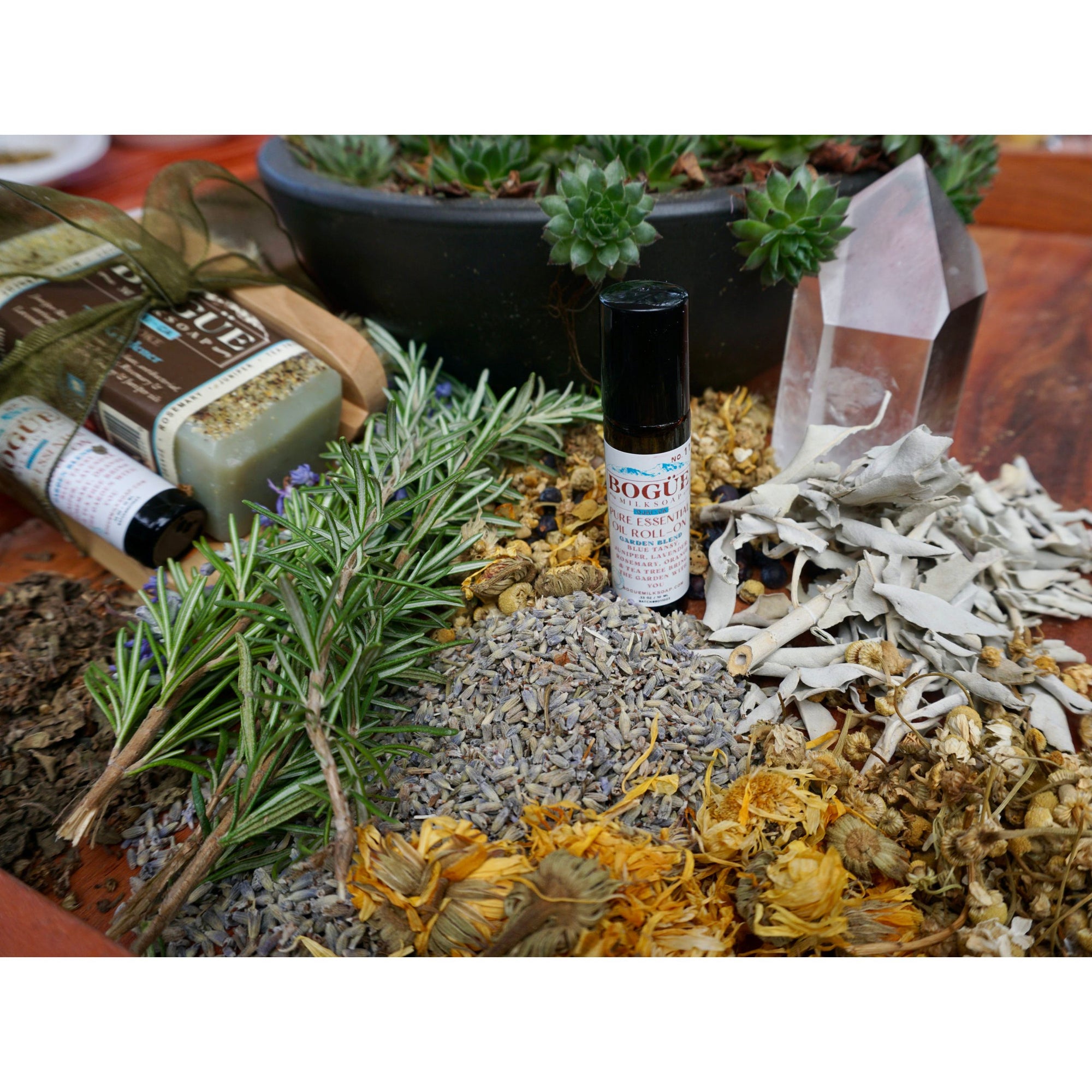 Mindful Gardener Essential Oil Roll-On Bespoke No.11 Blend- Bring the garden with you